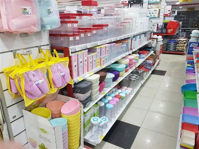 Wholesale Kitchenware & Plastic Storage Containers Collection Model 143 — Kitchenware, Glassware & Household Plastics | COIDET & ATC