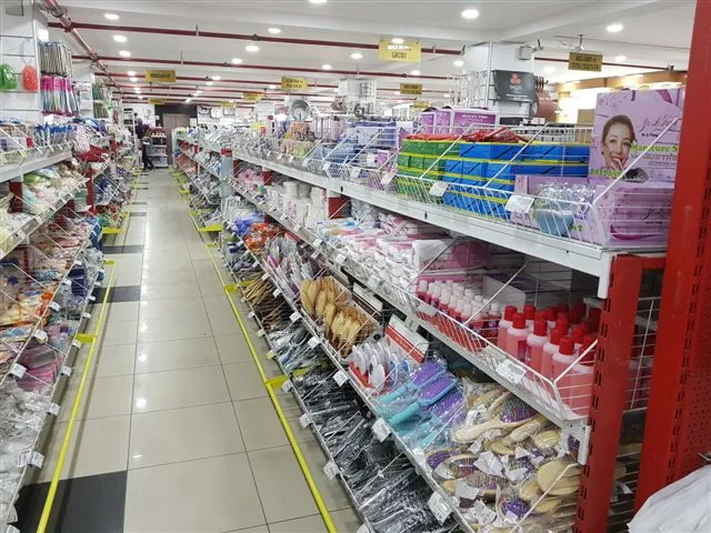 Wholesale Kitchenware & Plastic Storage Containers Collection Model 175 — Kitchenware, Glassware & Household Plastics | COIDET & ATC
