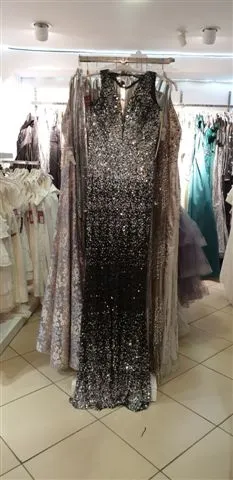 Luxury Evening & Gala Gown Collection Model 69 — Women's Fashion, Evening Gowns, Modest Wear & Hajj Clothing | COIDET & ATC