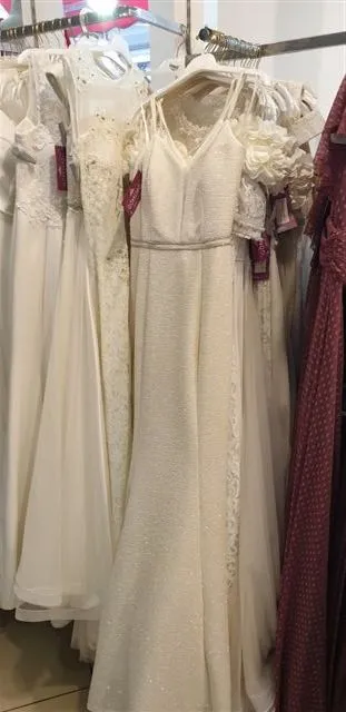 Luxury Evening & Gala Gown Collection Model 11 — Women's Fashion, Evening Gowns, Modest Wear & Hajj Clothing | COIDET & ATC