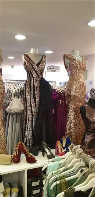 Luxury Evening & Gala Gown Collection Model 35 — Women's Fashion, Evening Gowns, Modest Wear & Hajj Clothing | COIDET & ATC