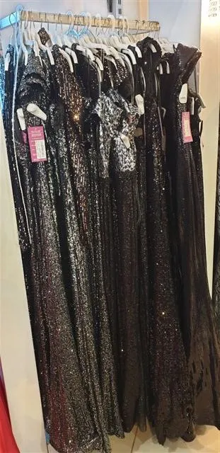 Luxury Evening & Gala Gown Collection Model 17 — Women's Fashion, Evening Gowns, Modest Wear & Hajj Clothing | COIDET & ATC