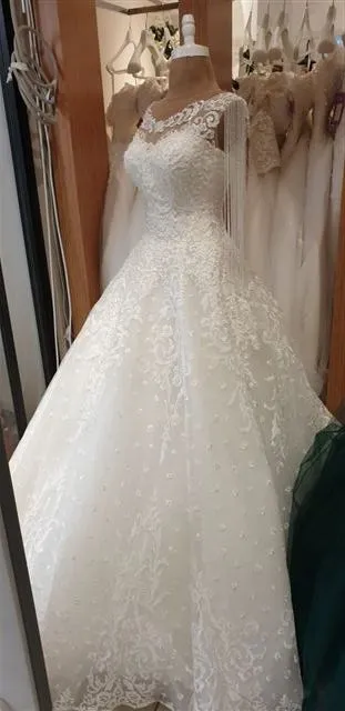 Luxury Evening & Gala Gown Collection Model 36 — Women's Fashion, Evening Gowns, Modest Wear & Hajj Clothing | COIDET & ATC