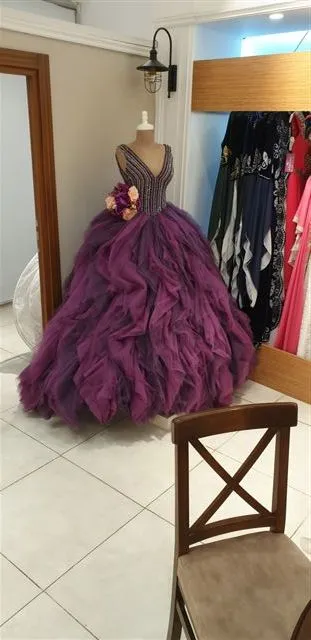 Luxury Evening & Gala Gown Collection Model 13 — Women's Fashion, Evening Gowns, Modest Wear & Hajj Clothing | COIDET & ATC
