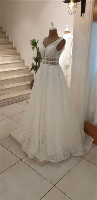 Luxury Evening & Gala Gown Collection Model 119 — Women's Fashion, Evening Gowns, Modest Wear & Hajj Clothing | COIDET & ATC