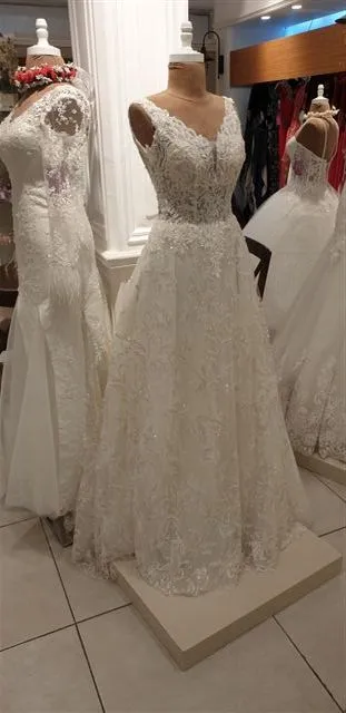 Luxury Evening & Gala Gown Collection Model 52 — Women's Fashion, Evening Gowns, Modest Wear & Hajj Clothing | COIDET & ATC