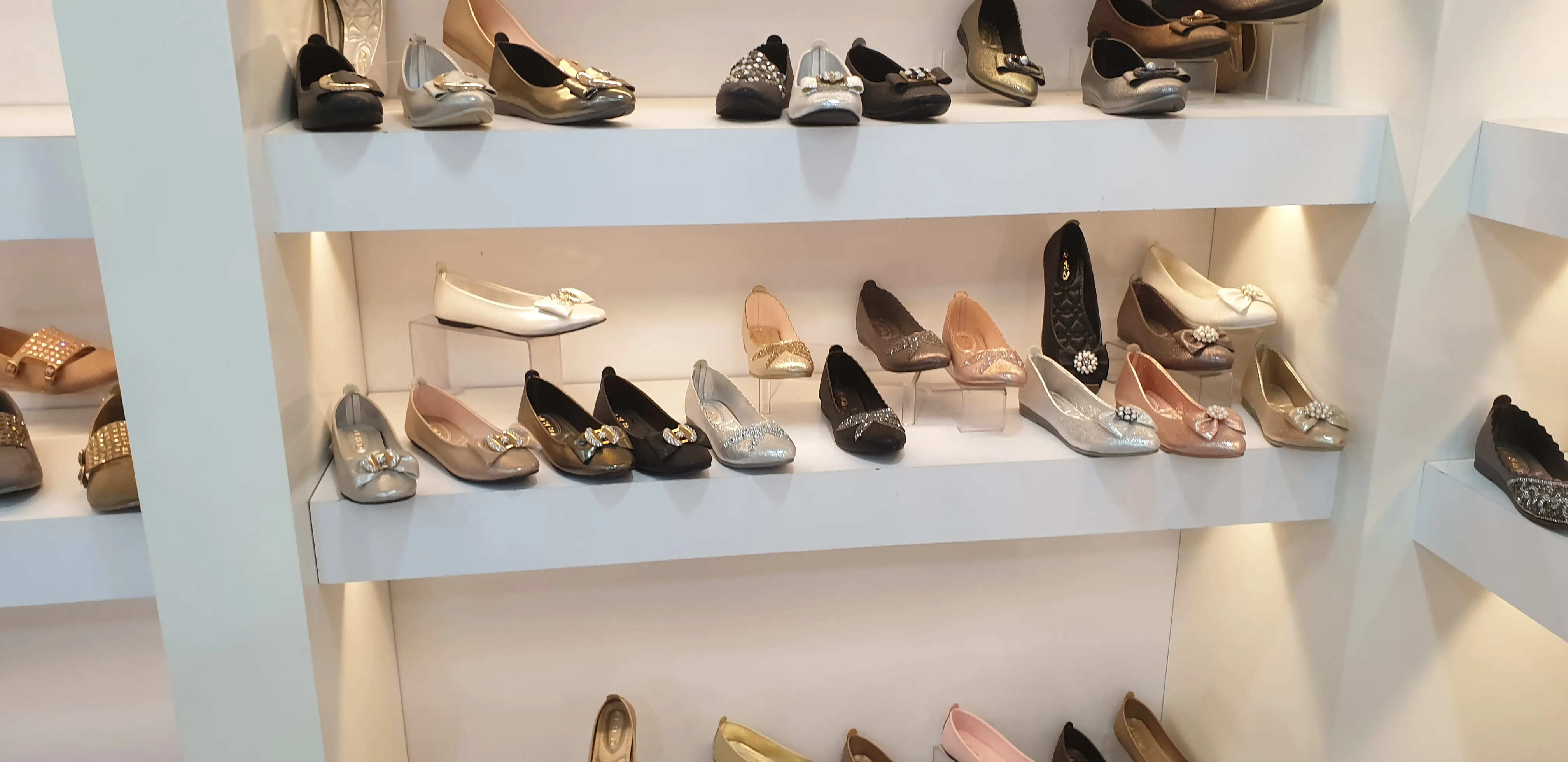 Genuine Leather & Suede Casual Export Shoes Model 92 — Casual, Bridal & Formal Evening Footwear Collections | COIDET & ATC