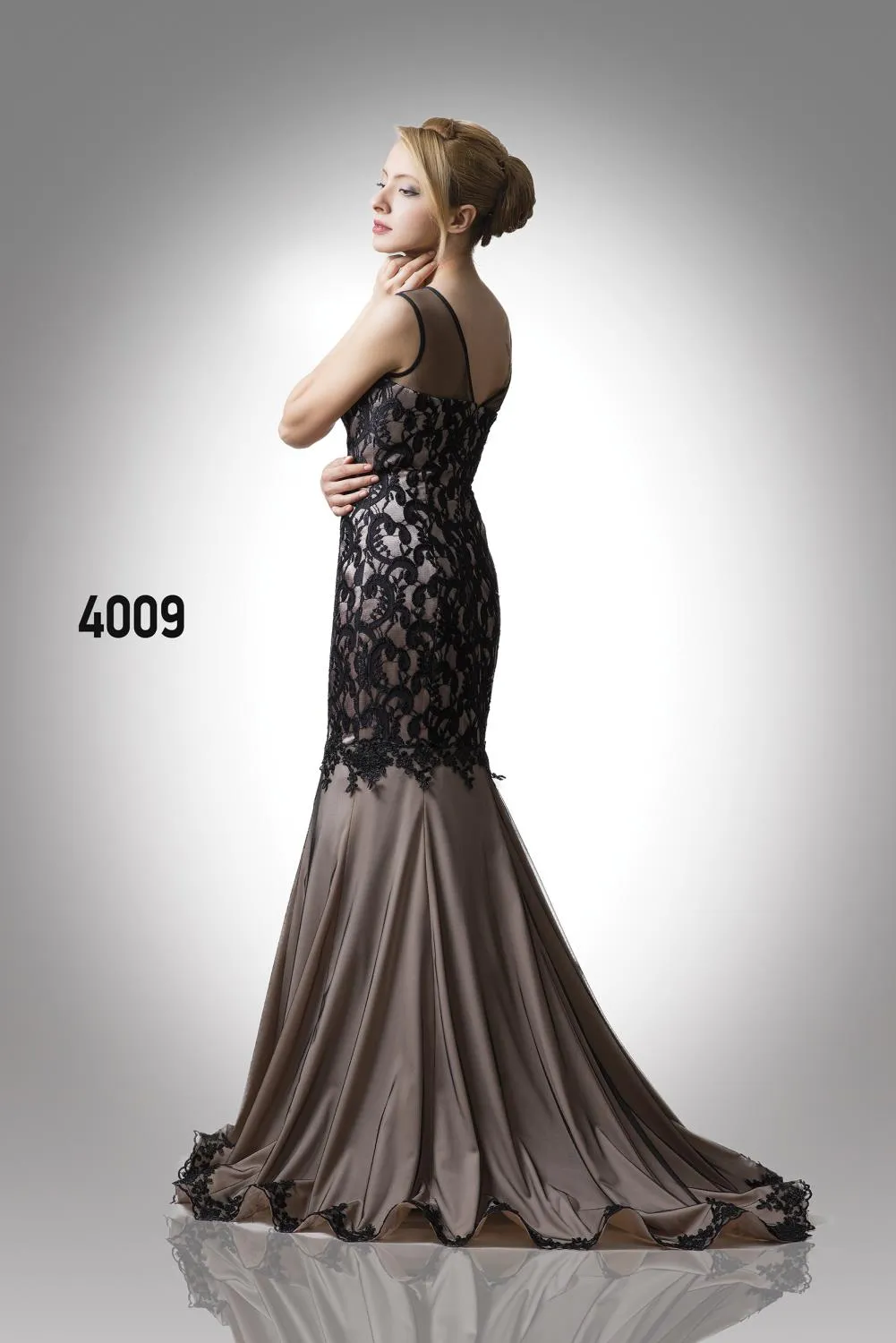 Luxury Evening & Gala Gown Collection Model 29 — Women's Fashion, Evening Gowns, Modest Wear & Hajj Clothing | COIDET & ATC