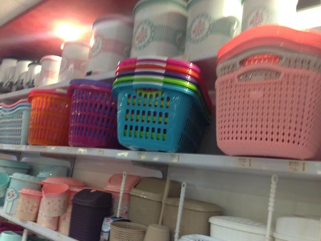 Wholesale Kitchenware & Plastic Storage Containers Collection Model 128 — Kitchenware, Glassware & Household Plastics | COIDET & ATC