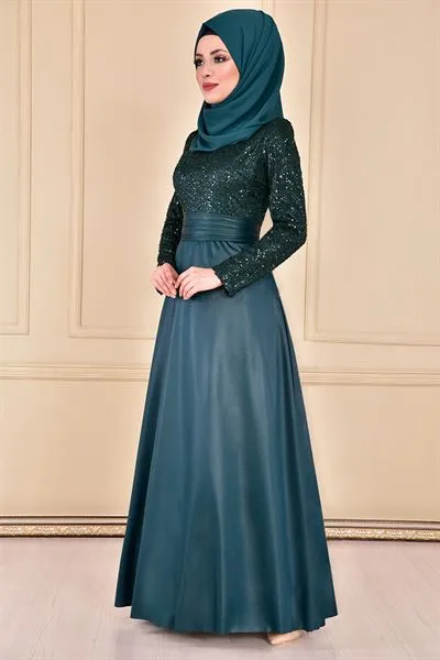 Ustu Sequin Embellished Evening Dress Emerald Green Asm21 — Export Series 26 — Women's Fashion, Evening Gowns, Modest Wear & Hajj Clothing | COIDET & ATC